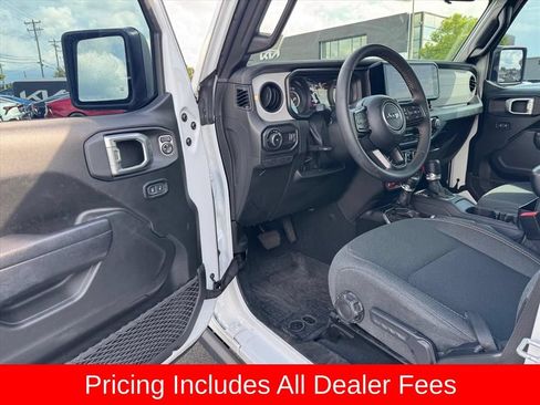 Used 2024 Jeep Wrangler Unlimited Sport AWD/4WD image 13