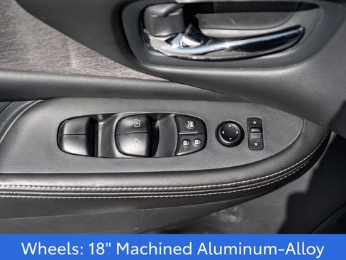 Used 2023 Nissan Murano S w/ Cargo Package AWD/4WD image 17