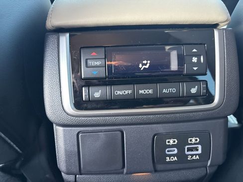 New 2026 Subaru Ascent Limited image 14