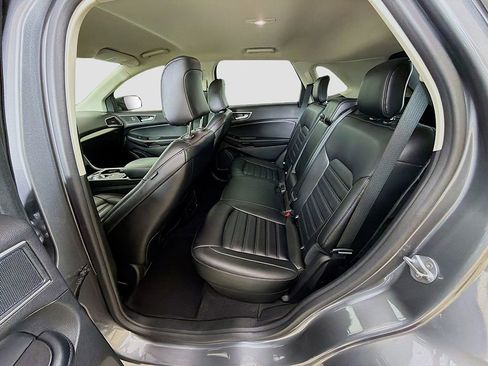 Used 2024 Ford Edge SEL w/ Convenience Package image 21