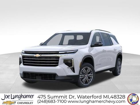 New 2026 Chevrolet Traverse LT w/ LPO, Floor Liner Package AWD/4WD image 6