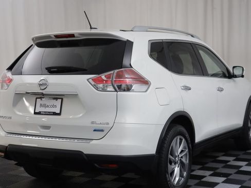 Used 2014 Nissan Rogue SL w/ SL Premium Package AWD/4WD image 17