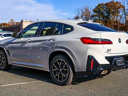Used 2023 BMW X4 xDrive30i w/ M Sport Package image 4