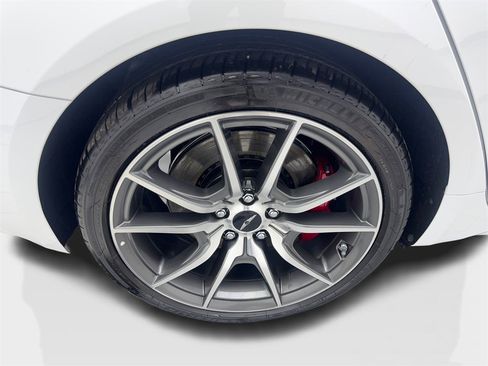 Used 2025 Genesis G70 2.5T image 85