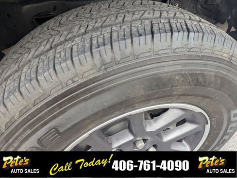 Used 2020 Jeep Gladiator Overland image 9