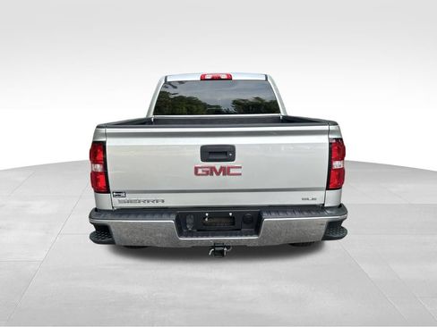 Used 2017 GMC Sierra 1500 SLE w/ SLE Value Package AWD/4WD image 4