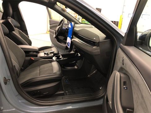 Used 2024 Ford Mustang Mach-E GT image 36