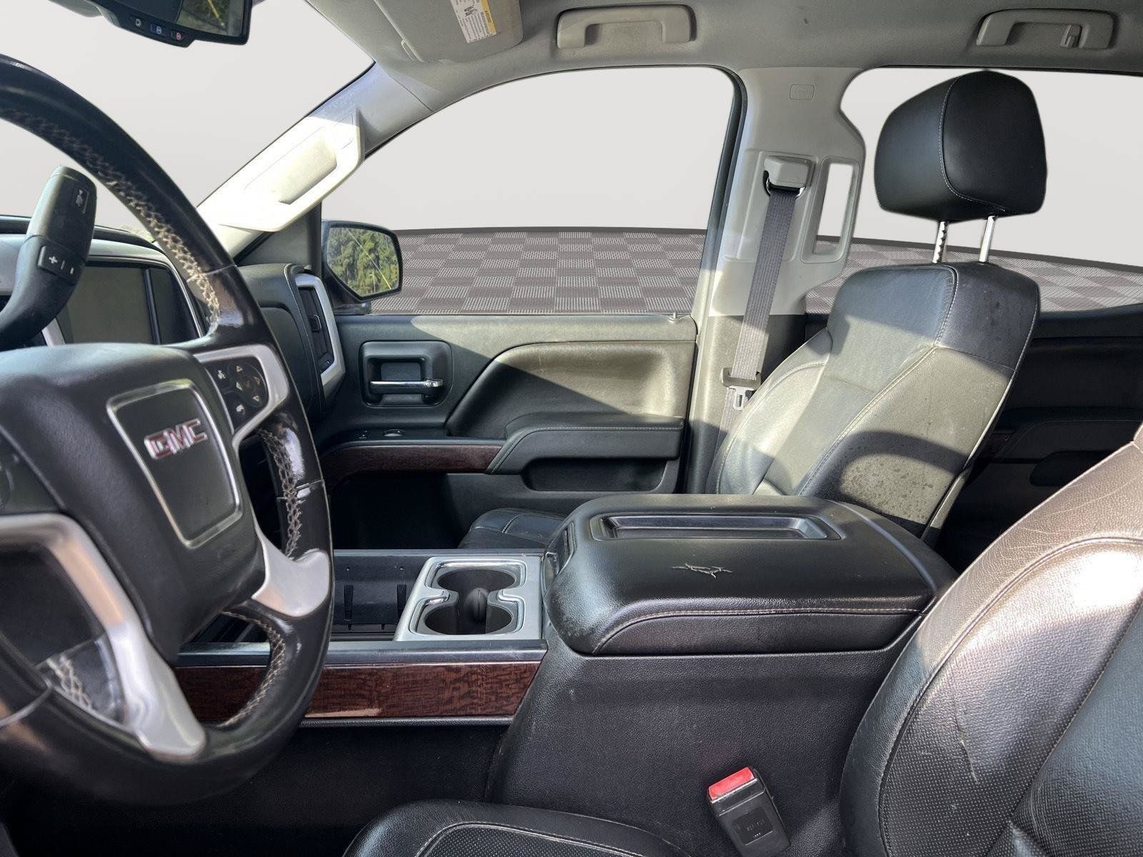 Used 2015 GMC Sierra 1500 SLT w/ SLT Crew Cab Value Package AWD/4WD image 8