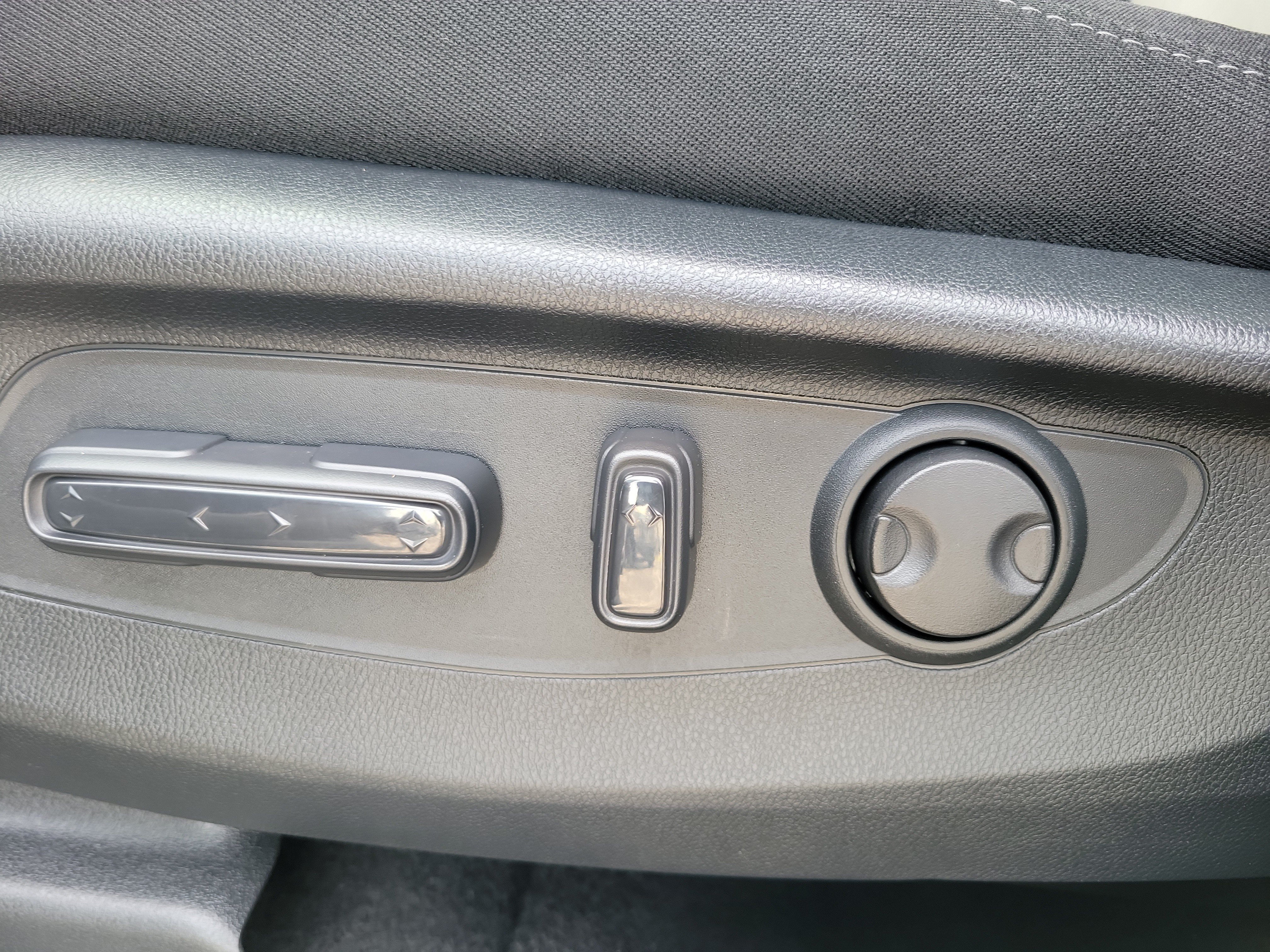 Used 2024 Honda CR-V EX image 19