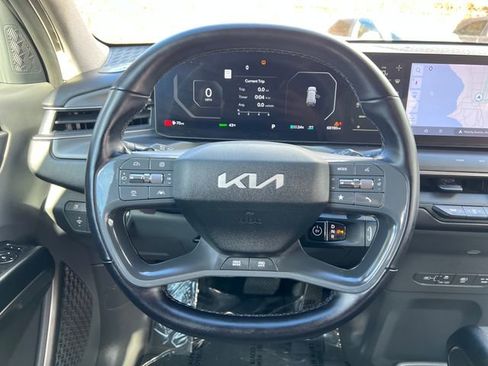 Used 2024 Kia EV9 Wind image 20
