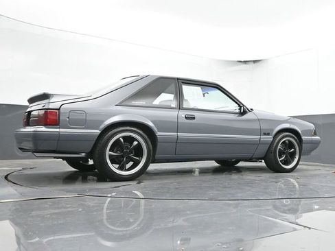 Used 1993 Ford Mustang LX image 42