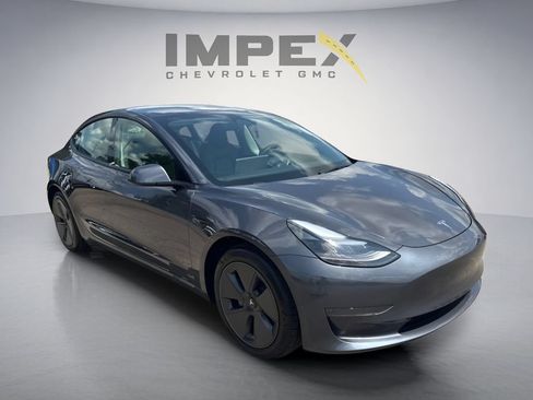 Used 2023 Tesla Model 3 Standard Range RWD image 7