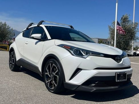 Used 2018 Toyota C-HR XLE FWD image 7