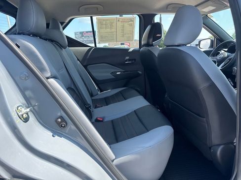 Used 2024 Nissan Kicks SR w/ SR Premium Package FWD image 12