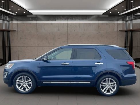 Used 2017 Ford Explorer Limited w/ Equipment Group 301A image 3