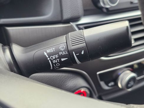 Used 2019 Honda Accord LX image 21