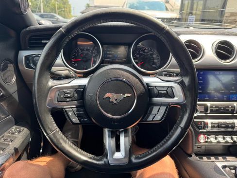 Used 2020 Ford Mustang Premium image 16