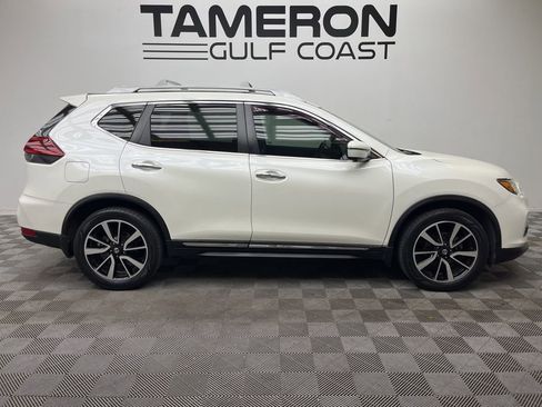 Used 2019 Nissan Rogue SL w/ Premium Package image 4