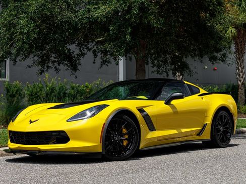 Used 2019 Chevrolet Corvette Z06 RWD image 35