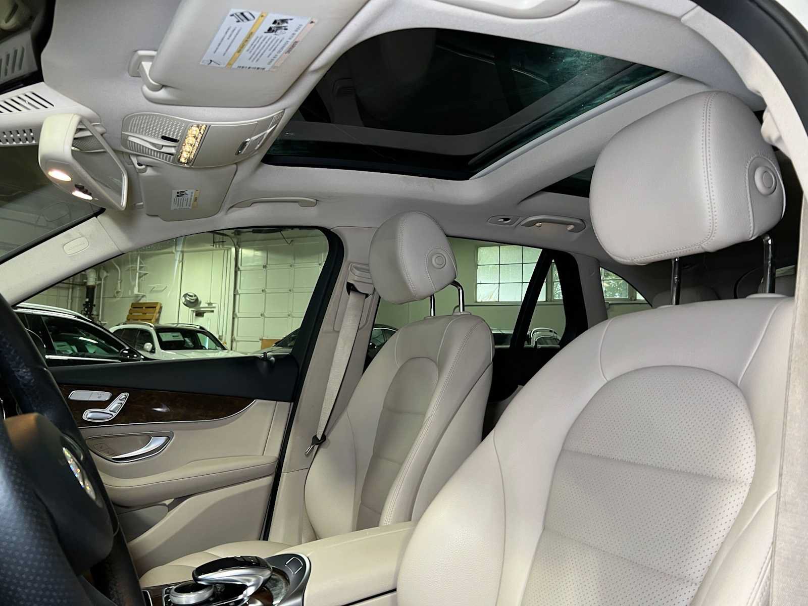 Certified 2018 Mercedes-Benz GLC 300 4MATIC image 25