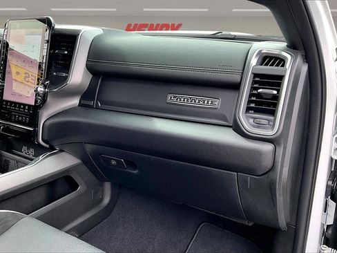 Used 2026 RAM 3500 Laramie AWD/4WD image 28