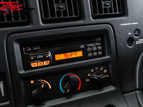 Used 1998 Dodge Viper GTS RWD image 34