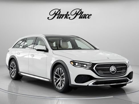 New 2026 Mercedes-Benz E 450 4MATIC All-Terrain Wagon image 33