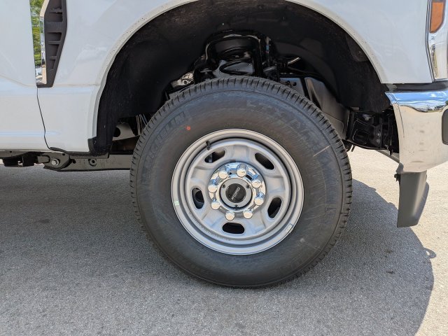 New 2026 Ford F250 XL w/ XL Chrome Package AWD/4WD image 39