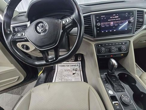 Used 2019 Volkswagen Atlas SE w/ Towing Package image 5