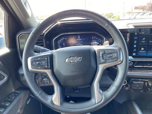 Used 2025 Chevrolet Silverado 1500 RST w/ True North Edition Plus AWD/4WD image 8