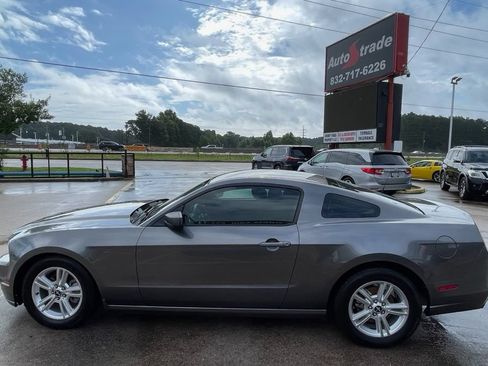 Used 2014 Ford Mustang Coupe RWD image 7