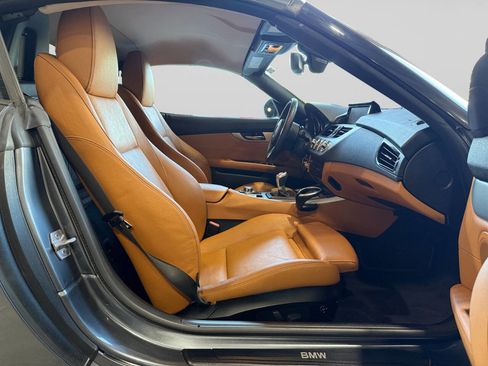 Used 2014 BMW Z4 sDrive28i RWD image 17