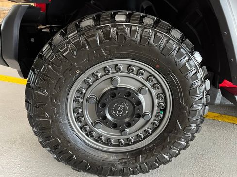 Used 2026 Jeep Wrangler Sport AWD/4WD image 6