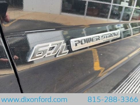Certified 2018 Ford F250 Platinum w/ Platinum Ultimate Package AWD/4WD image 31