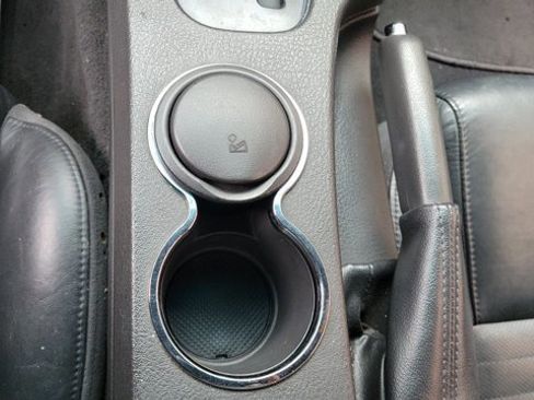 Used 2002 Ford Thunderbird image 18