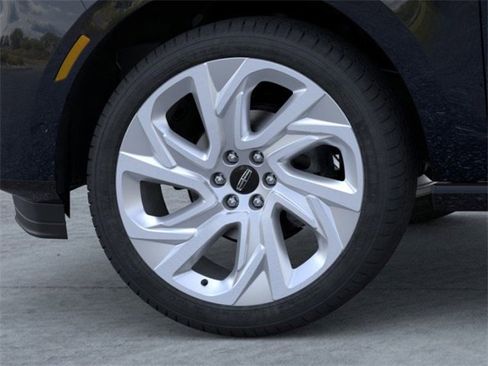 New 2025 Lincoln Navigator Reserve image 19