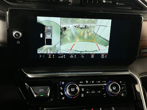Used 2025 GMC Sierra 1500 Denali Ultimate image 14