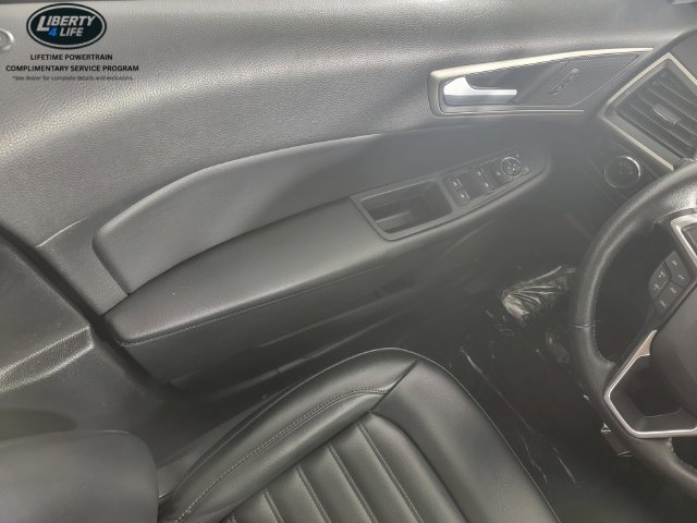 Used 2024 Ford Edge SEL AWD/4WD image 33
