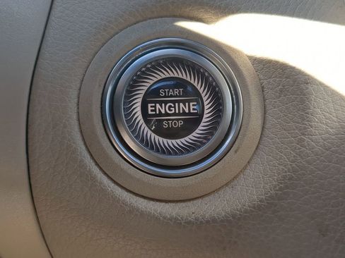 Certified 2022 Mercedes-Benz GLC 300 GLC 300 w/ Premium Package Lite image 15