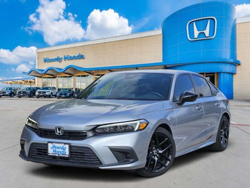 Used 2024 Honda Civic Sport image 1
