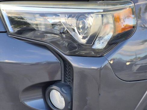 Used 2018 Toyota 4Runner SR5 RWD image 7