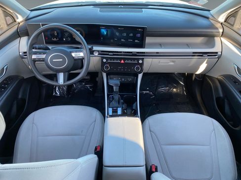 Used 2025 Hyundai Tucson SEL FWD image 10