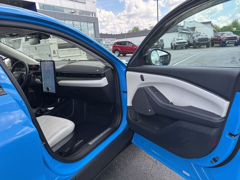 Used 2023 Ford Mustang Mach-E Premium w/ Mustang Nite Pony Package AWD/4WD image 37