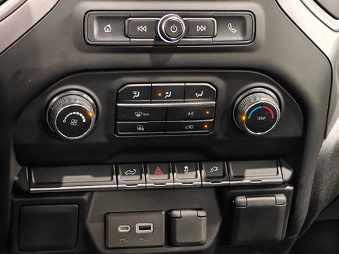 Used 2022 Chevrolet Silverado 1500 W/T w/ WT Fleet Convenience Package AWD/4WD image 8