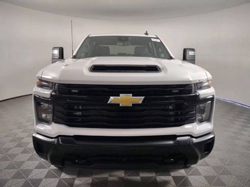 Used 2024 Chevrolet Silverado 2500 W/T w/ WT Fleet Convenience Package AWD/4WD image 9