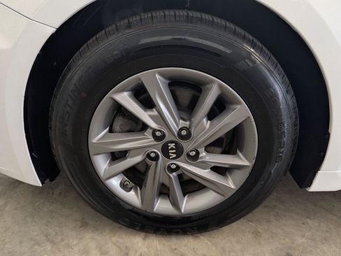 Used 2020 Kia Optima LX FWD image 43