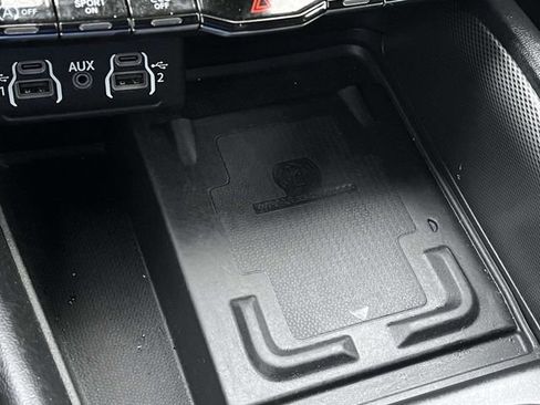 Used 2022 Dodge Durango GT image 36