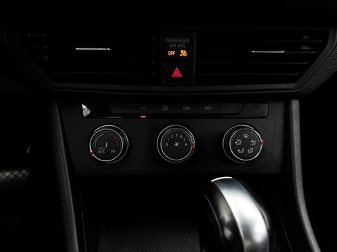 Used 2019 Volkswagen Jetta S w/ Driver Assistance Package FWD image 16