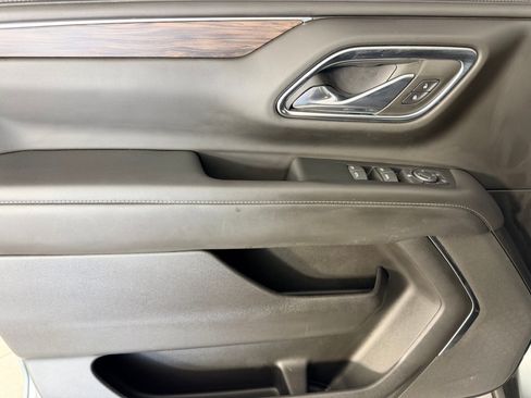 Used 2023 Chevrolet Tahoe LS AWD/4WD image 13