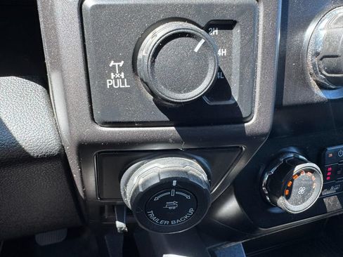 Used 2019 Ford F150 XLT w/ Equipment Group 302A Luxury AWD/4WD image 23